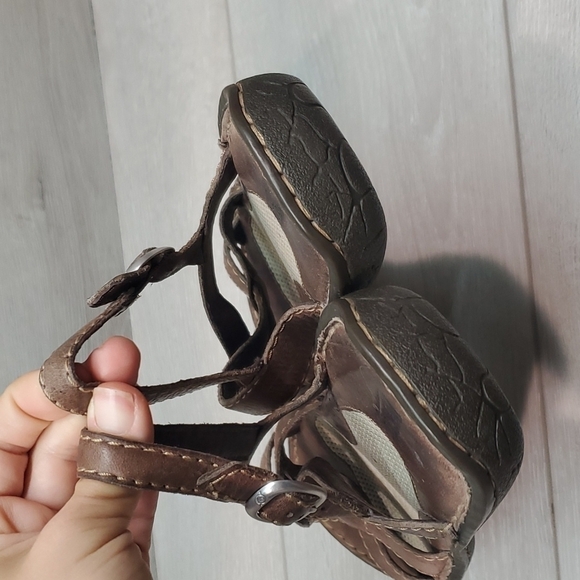 Born Women Comfort Leather Ankle Strap shoes sandals sz 9 - Picture 4 of 8